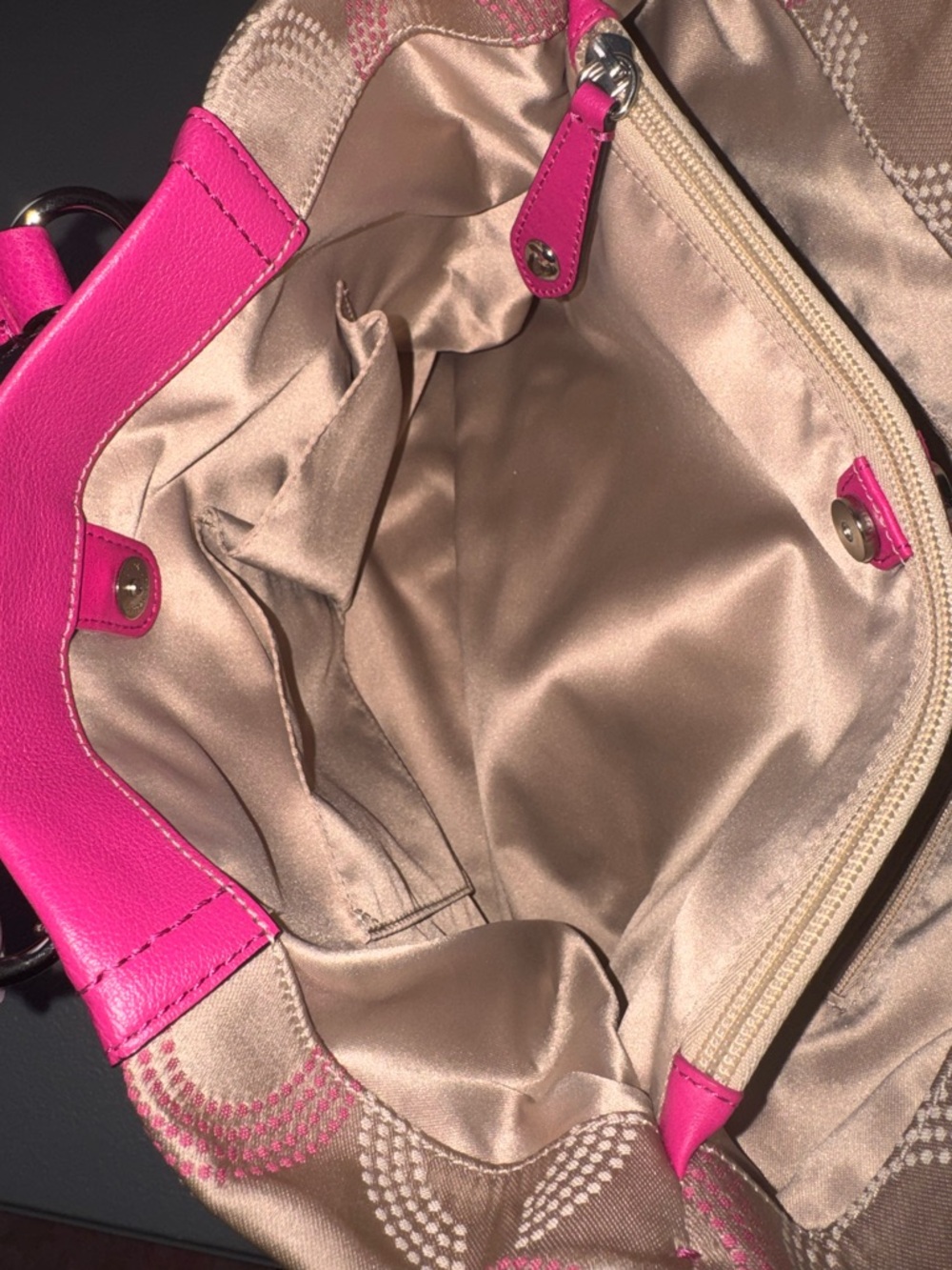 PRISTINE Coach Ashley Dotted Op Art Large Carryall Magenta Pink F20049 - Picture 9 of 14